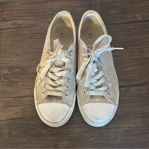 shoes size 7